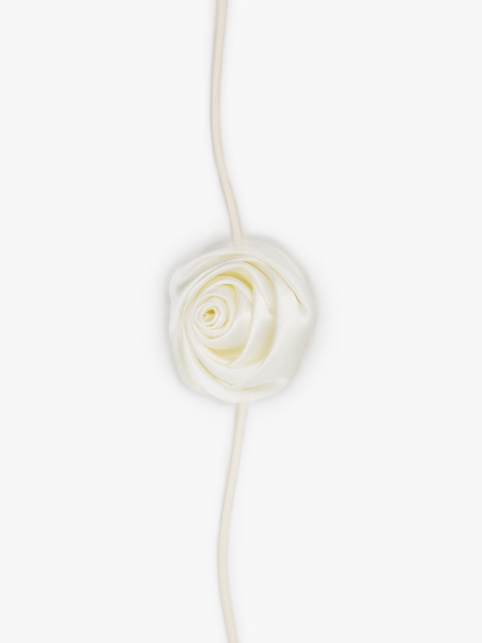 Lace necklace with satin flower