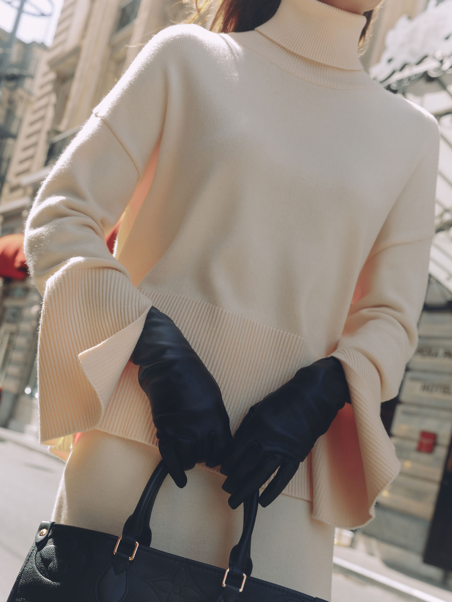 Oversized jersey sweater with ribbed details