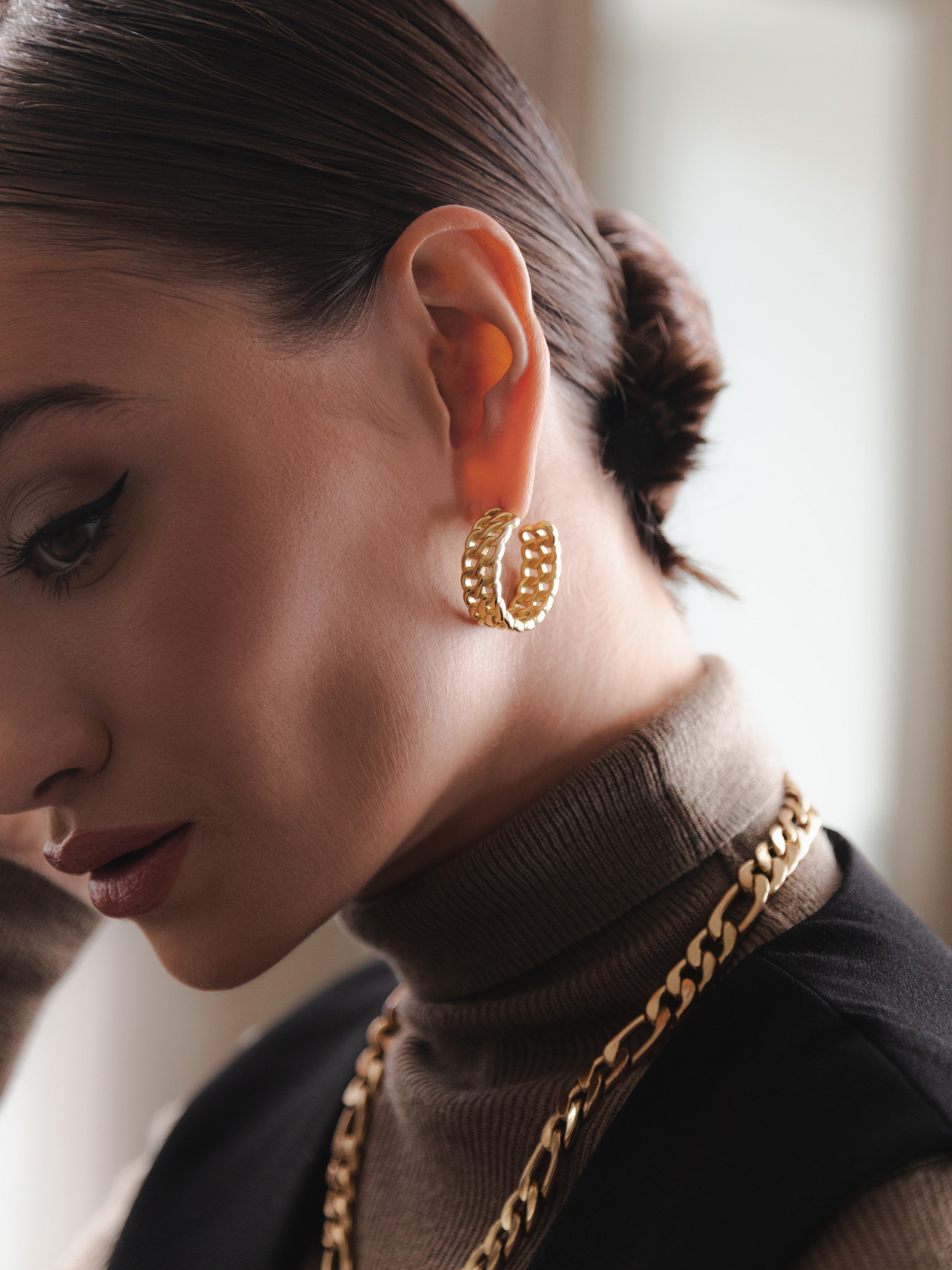 Half-ring chain earrings