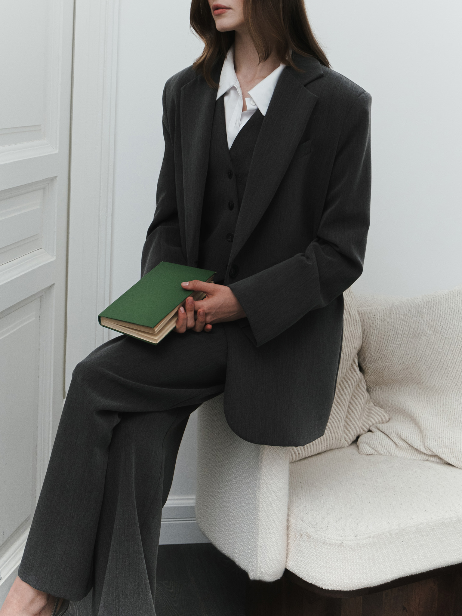 Однобортный жакет оверсайз из костюмной ткани