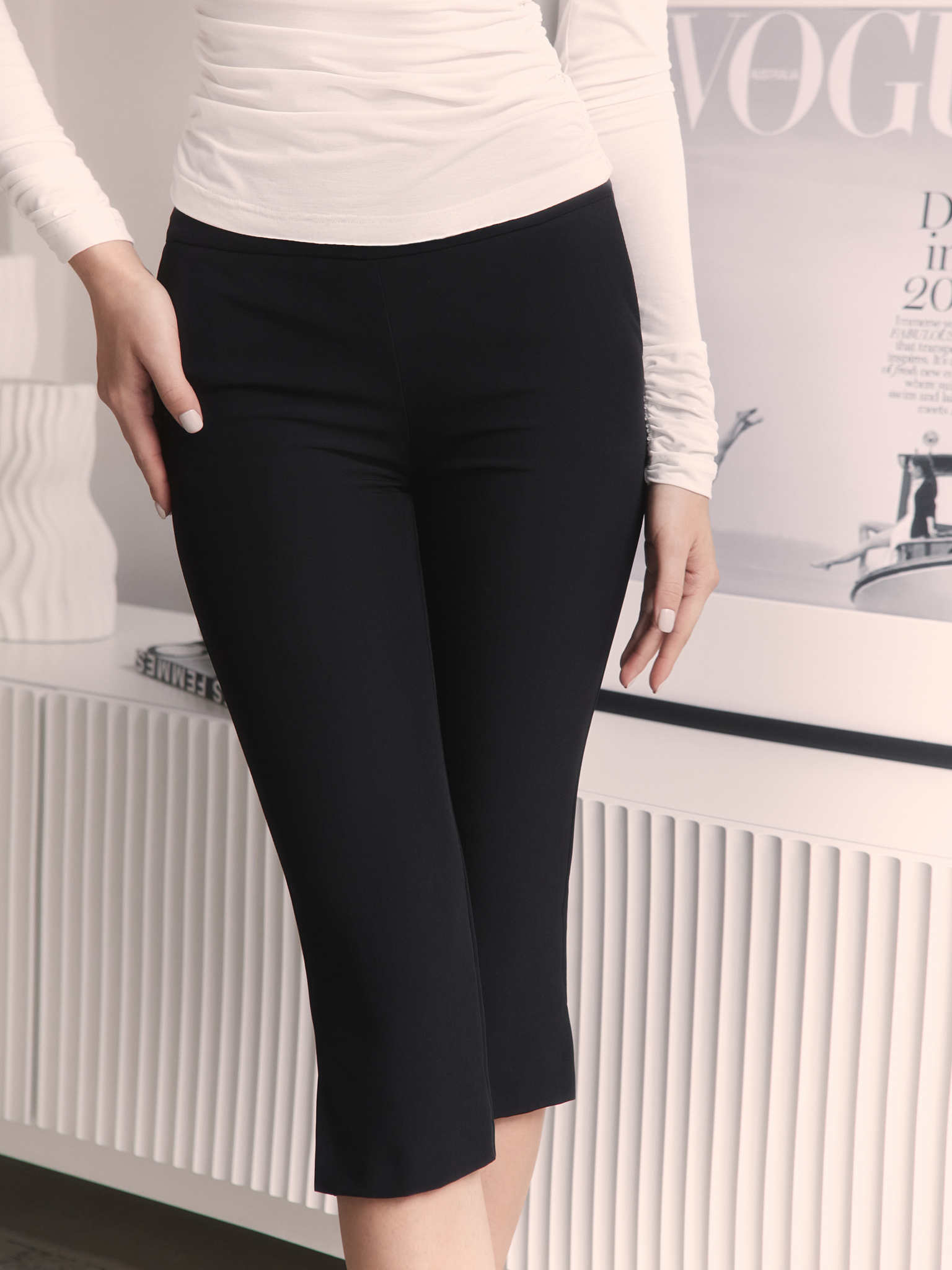 Straight cut capri trousers