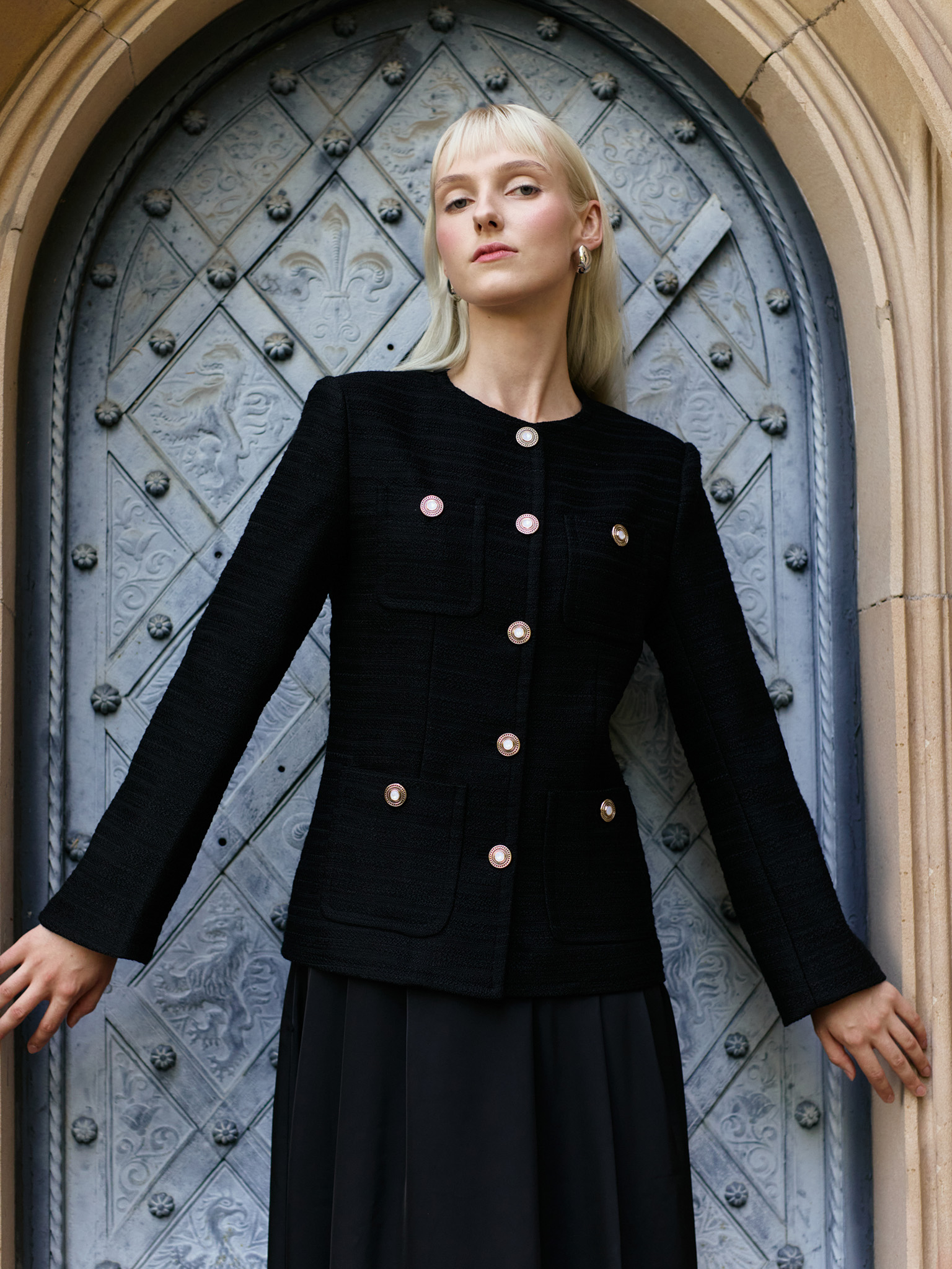 Elongated jacket in textured fabric