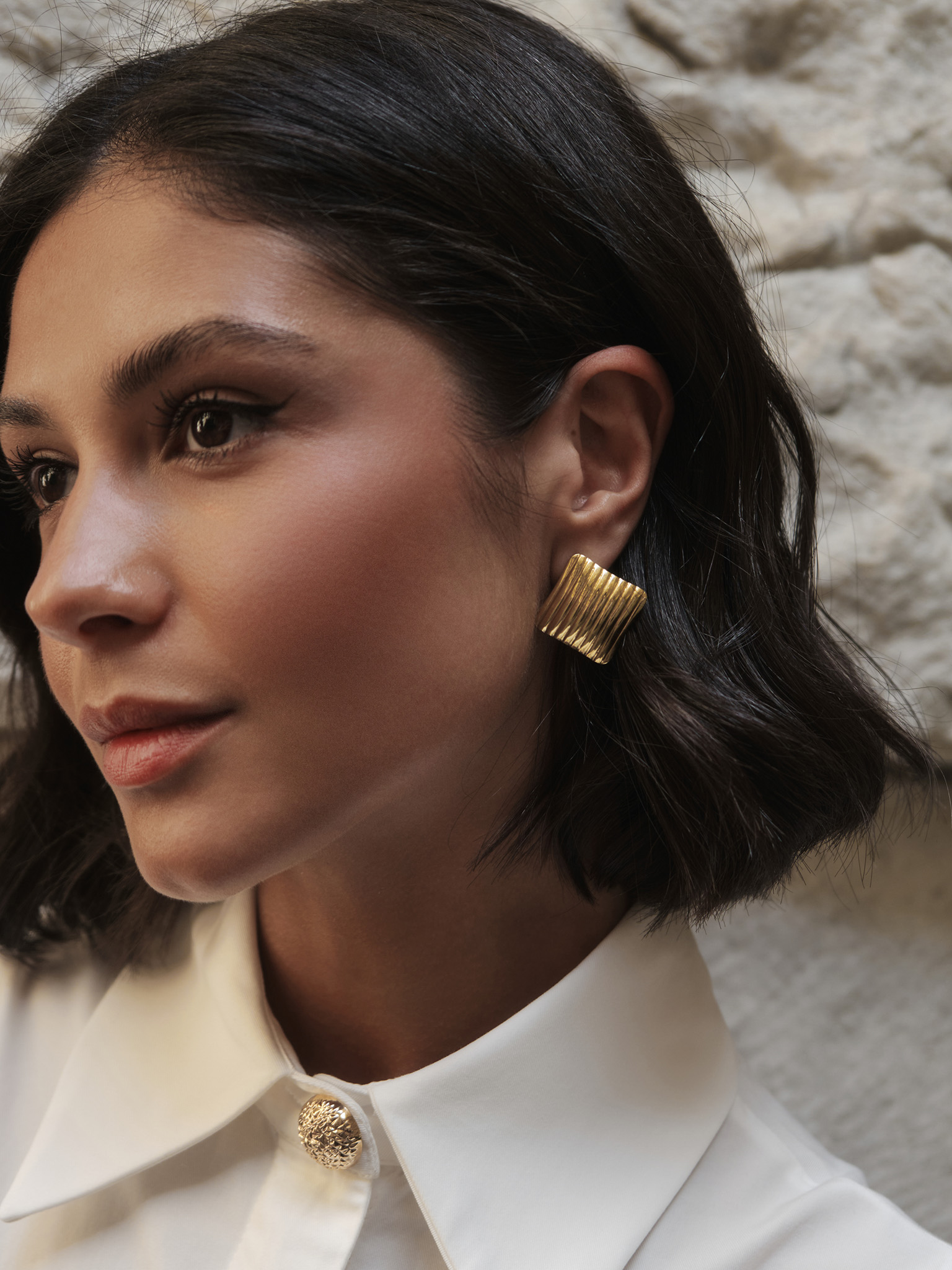 Ribbed square earrings