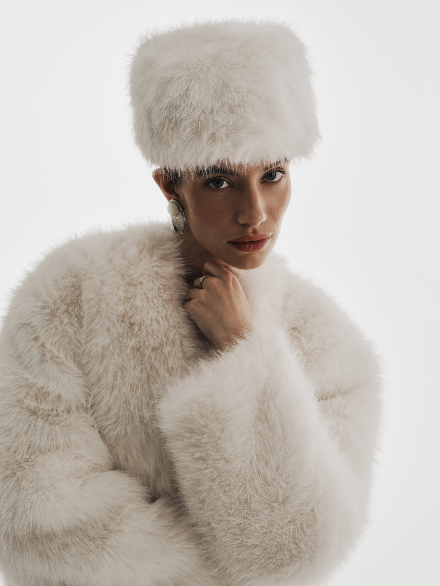 Eco-Pelzmütze mit üppigem Flor