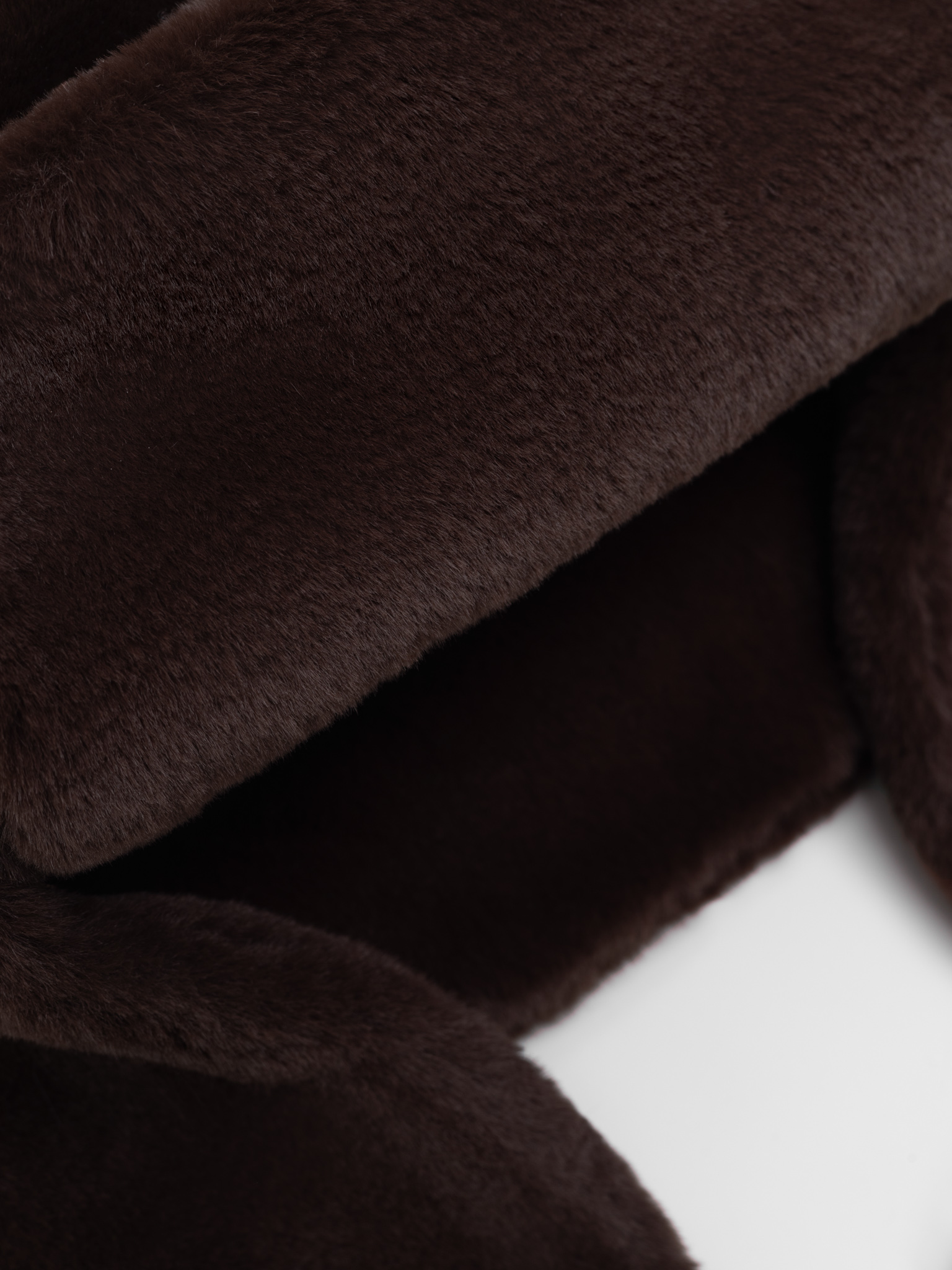 Ushanka-Mütze aus Eco-Pelz