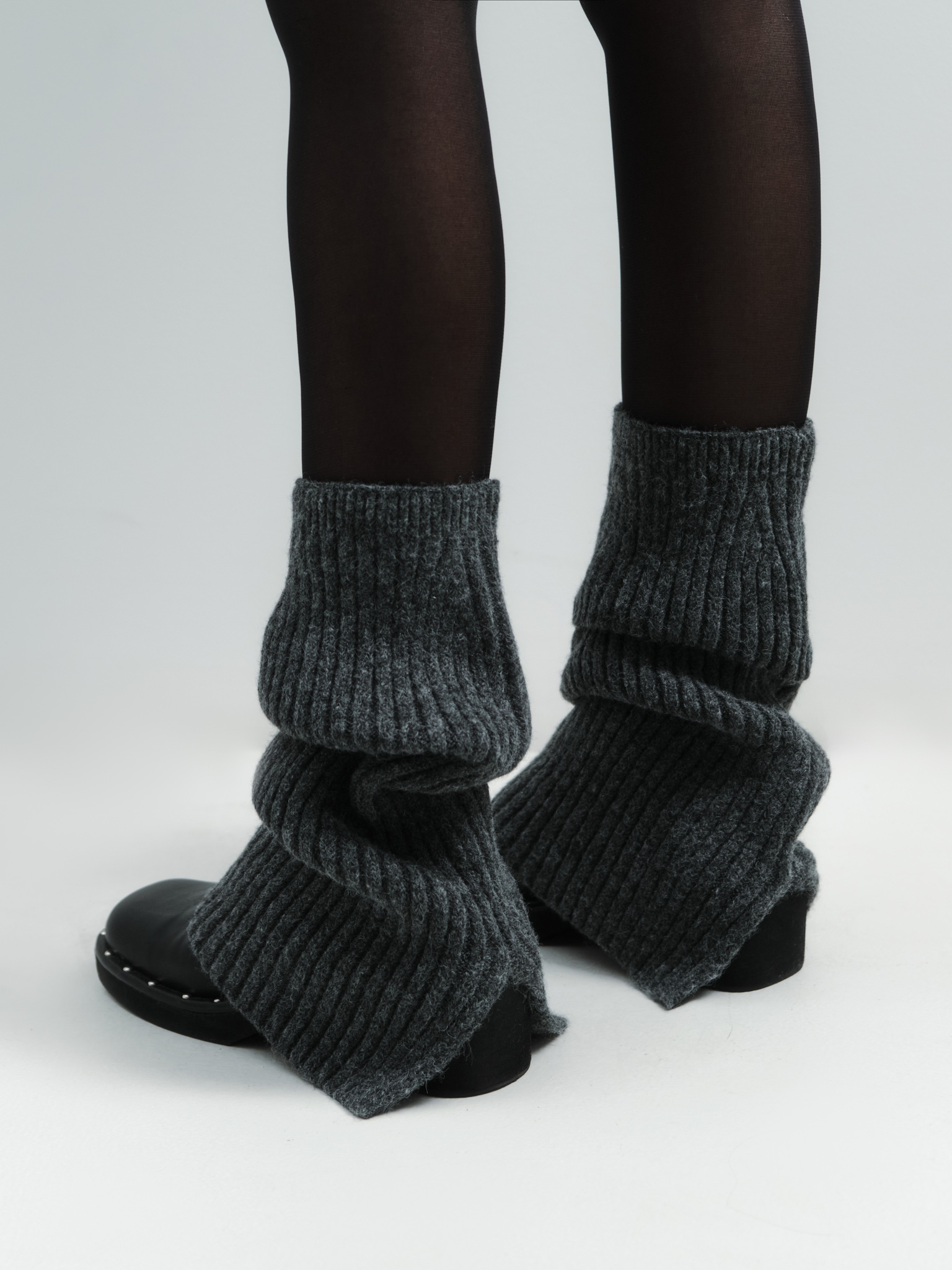 Гетры в рубчик с разрезами