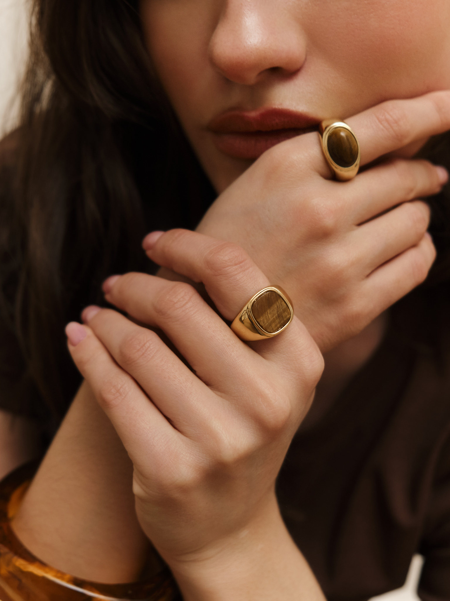 Golden ring with square insert