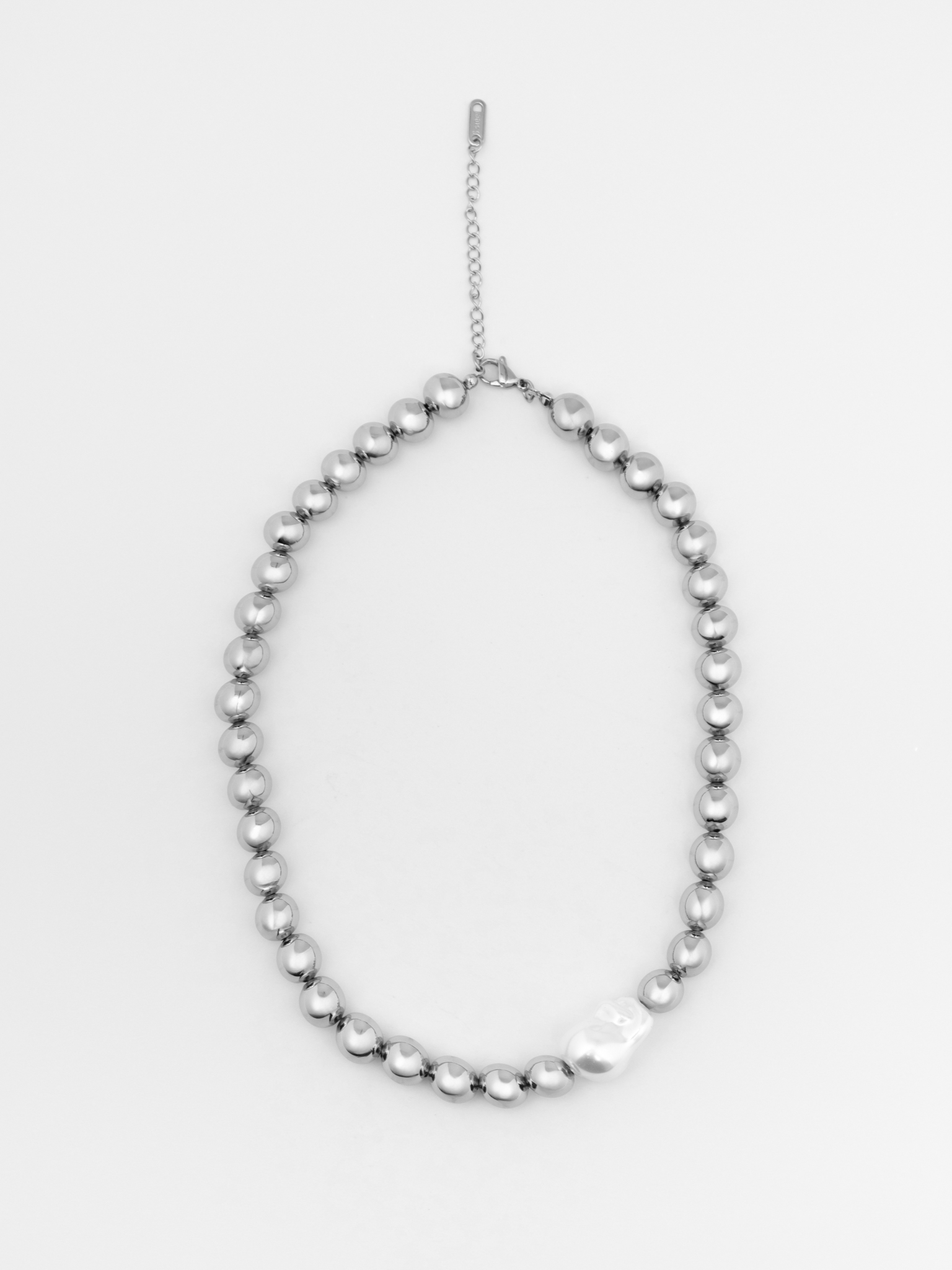 Silver beads necklace with pearl pendant