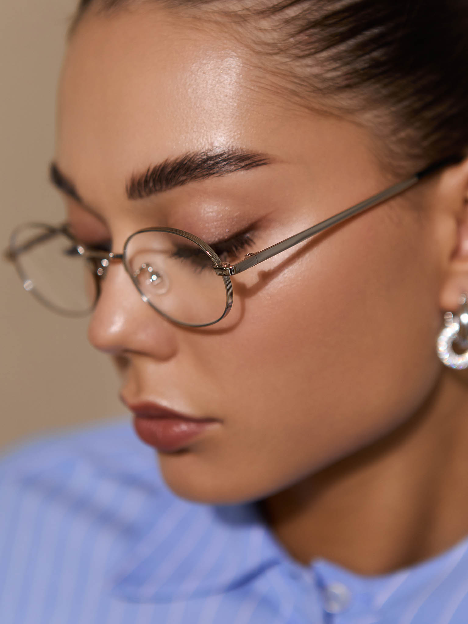 Овальные декоративные очки