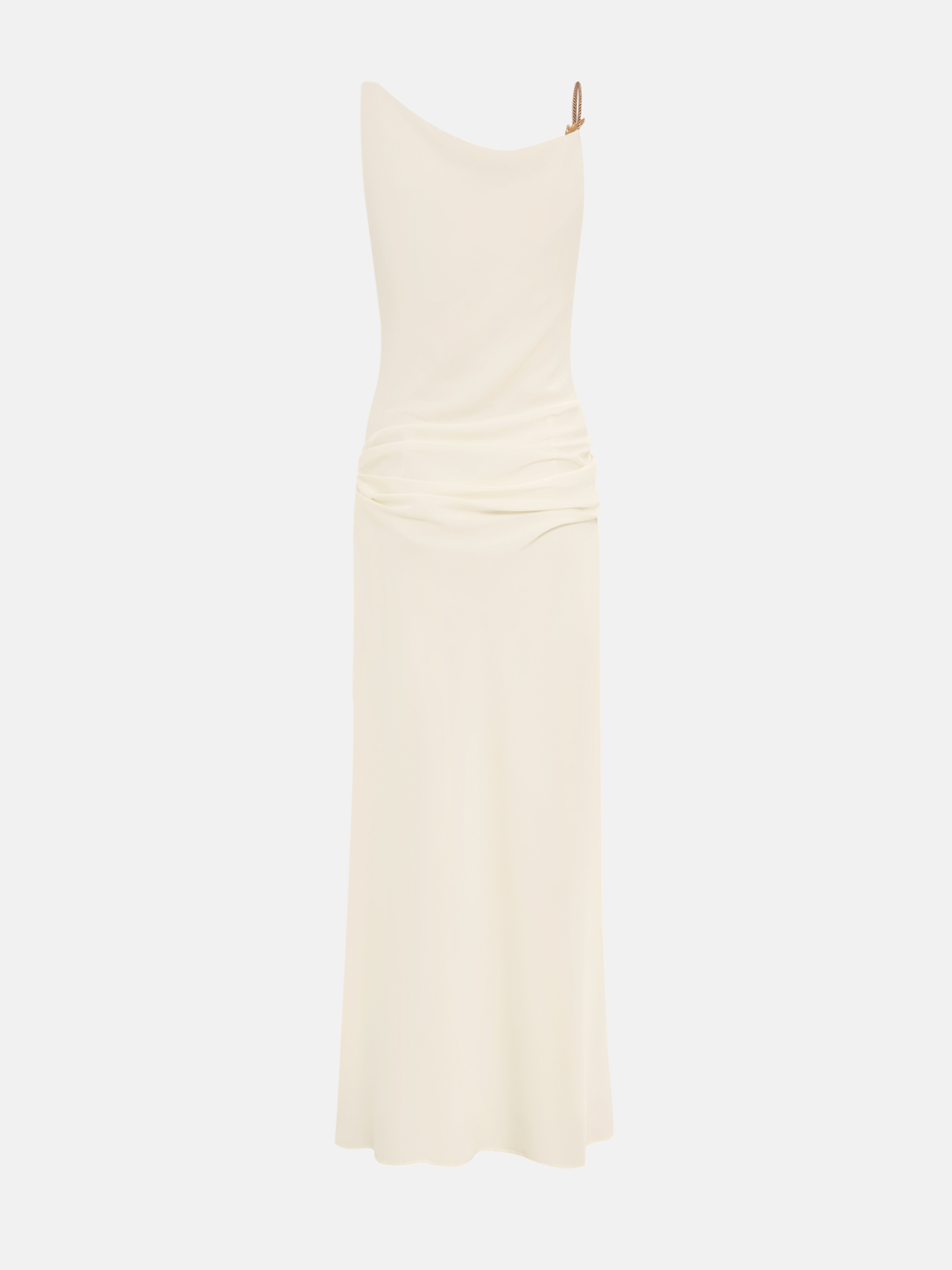 Легкое платье макси с асимметричными бретелями и золотистым декором