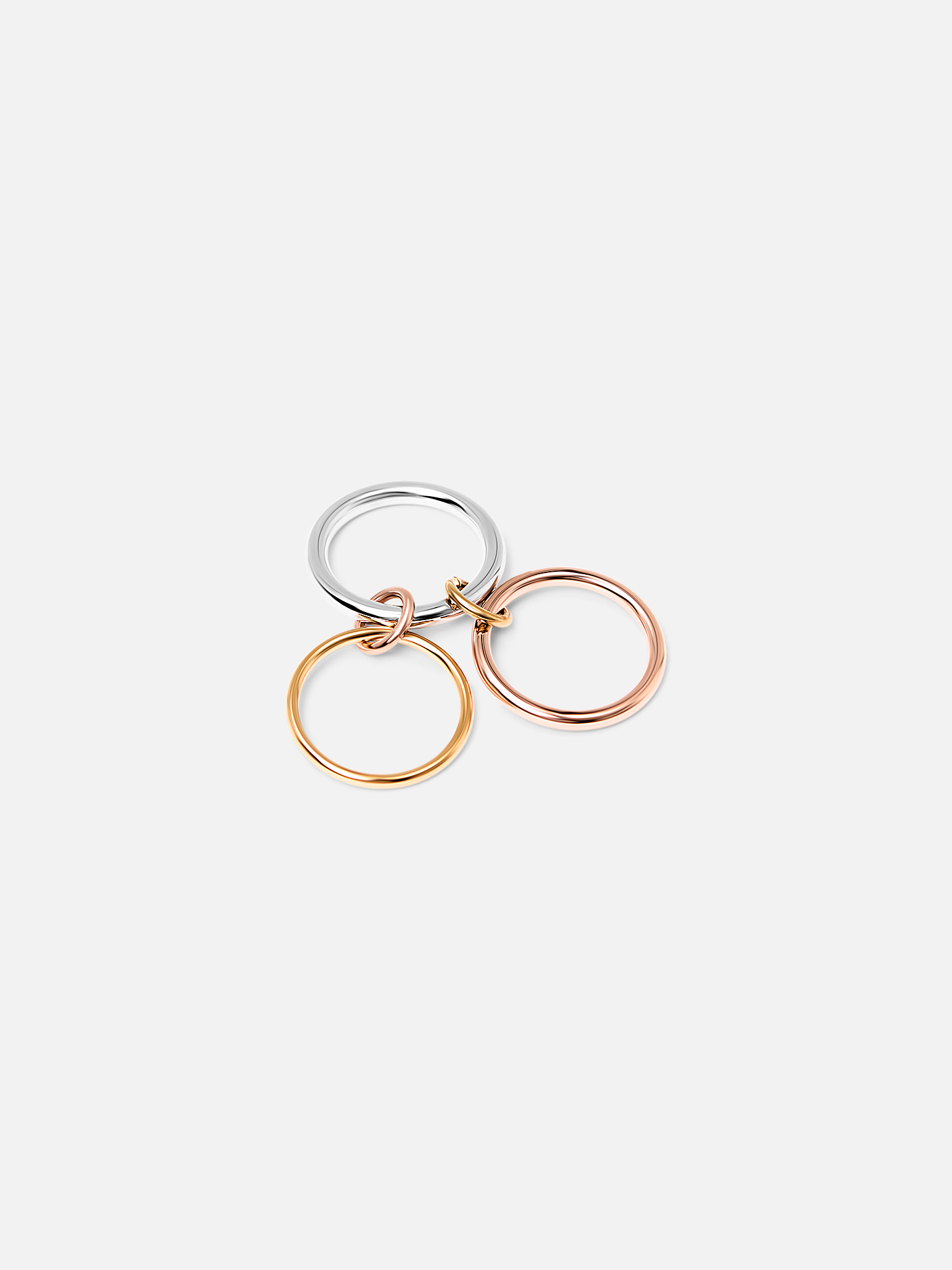 Complex multi-metal ring