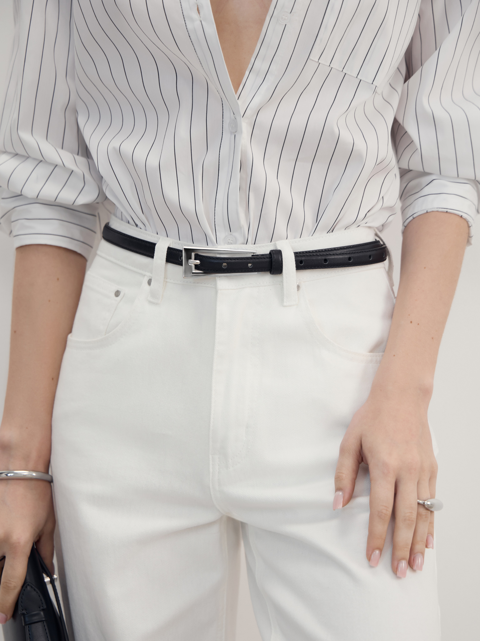 Slim belt with rectangular buckle