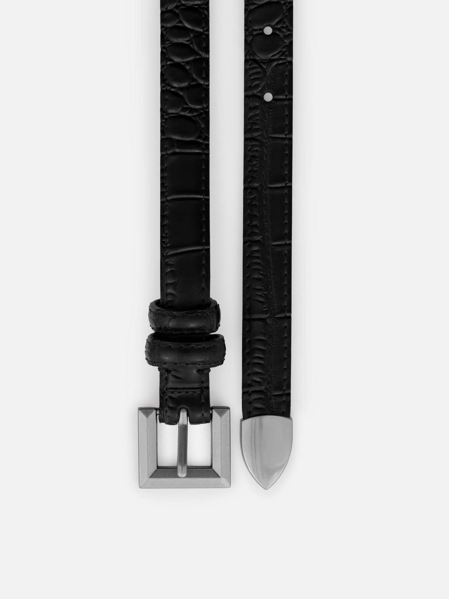 حزام رفيع من الجلد المزخرف مع مشبك مربع