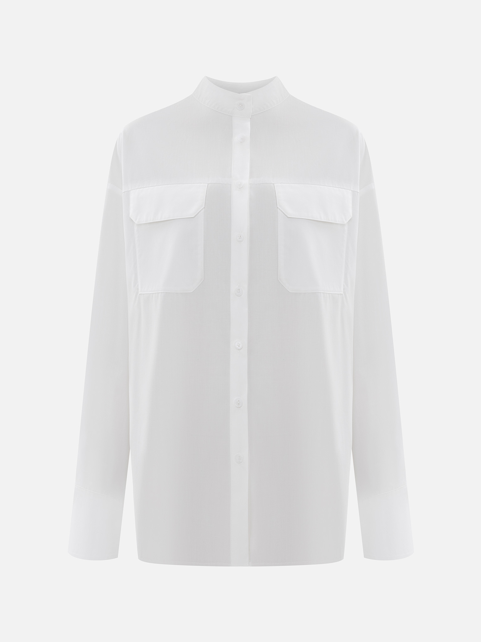 قميص فضفاض مع جيوب كبيرة على الصدر