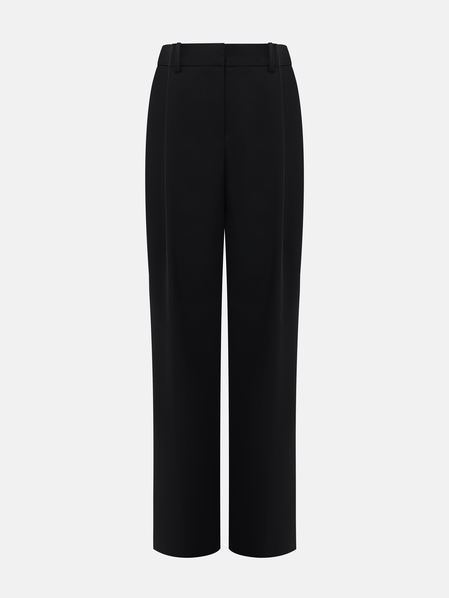 Свободные брюки на средней посадке с защипами