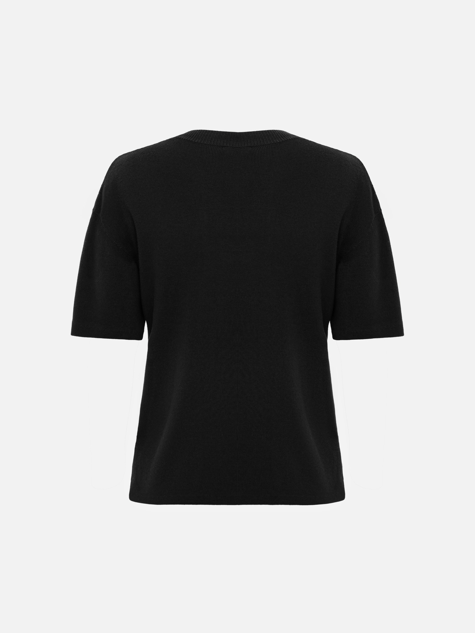 Вязаная футболка с квадратным вырезом