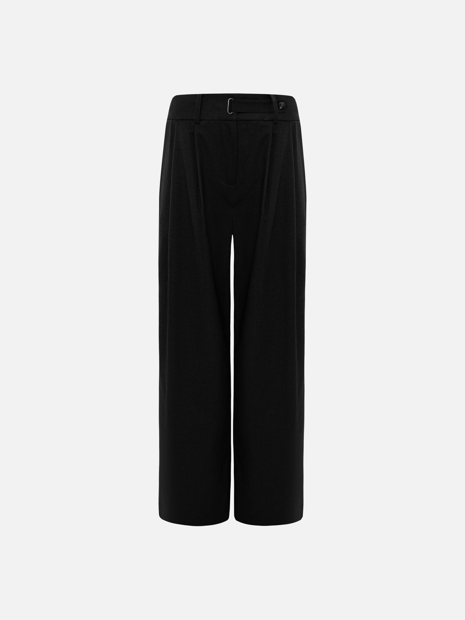 Loose trousers with snap at the waist