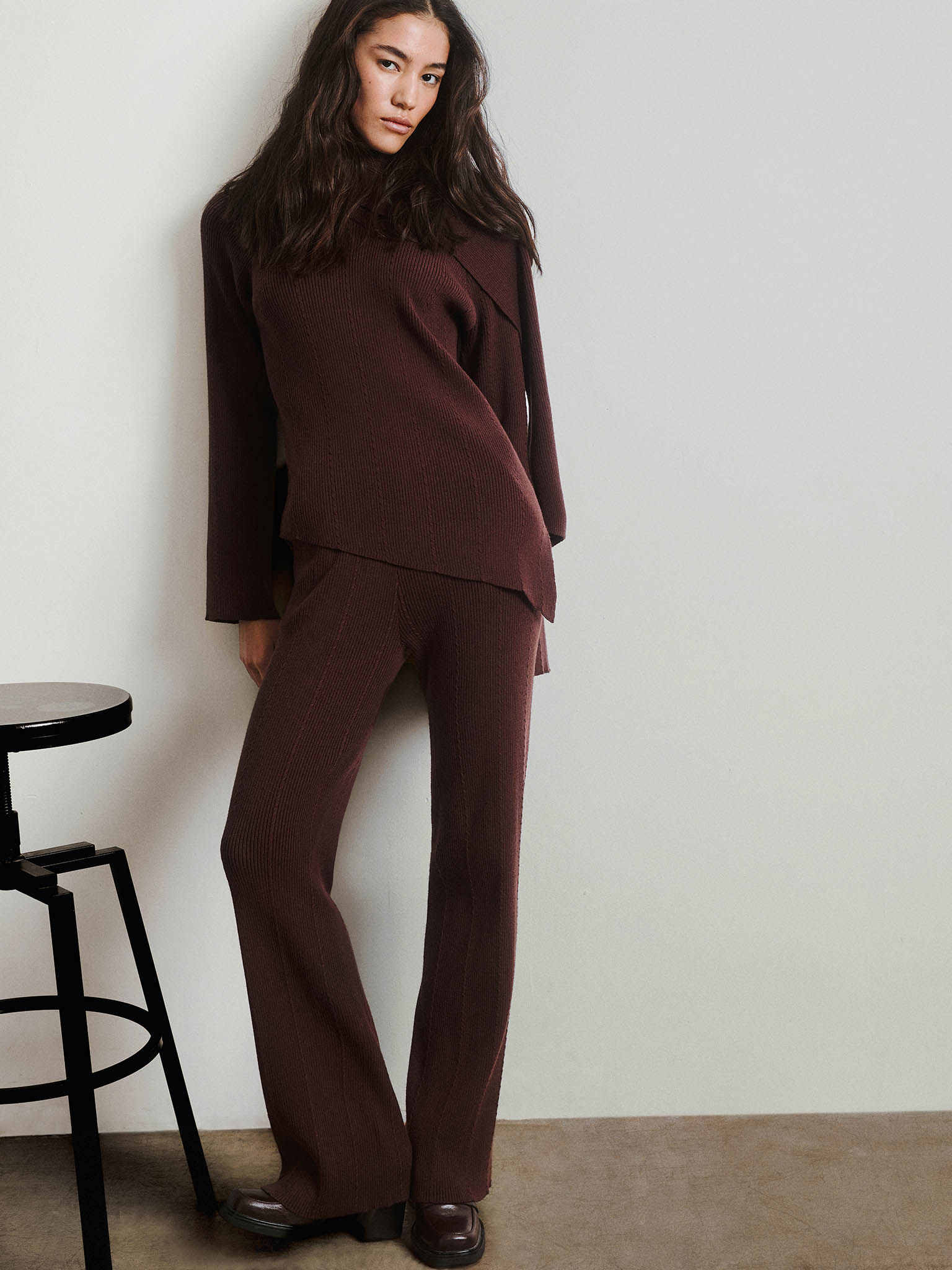 Rib-knit trousers