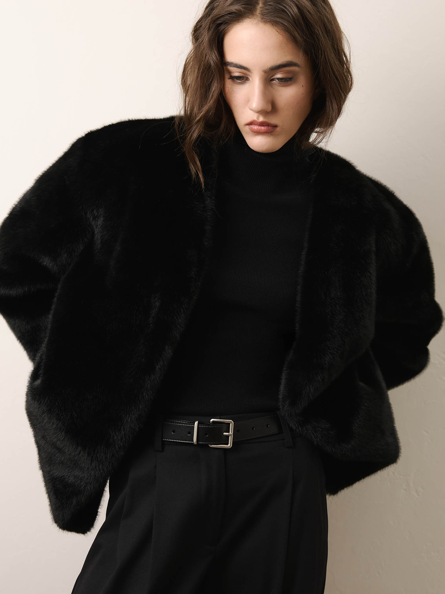 Кожаный ремень с квадратной пряжкой