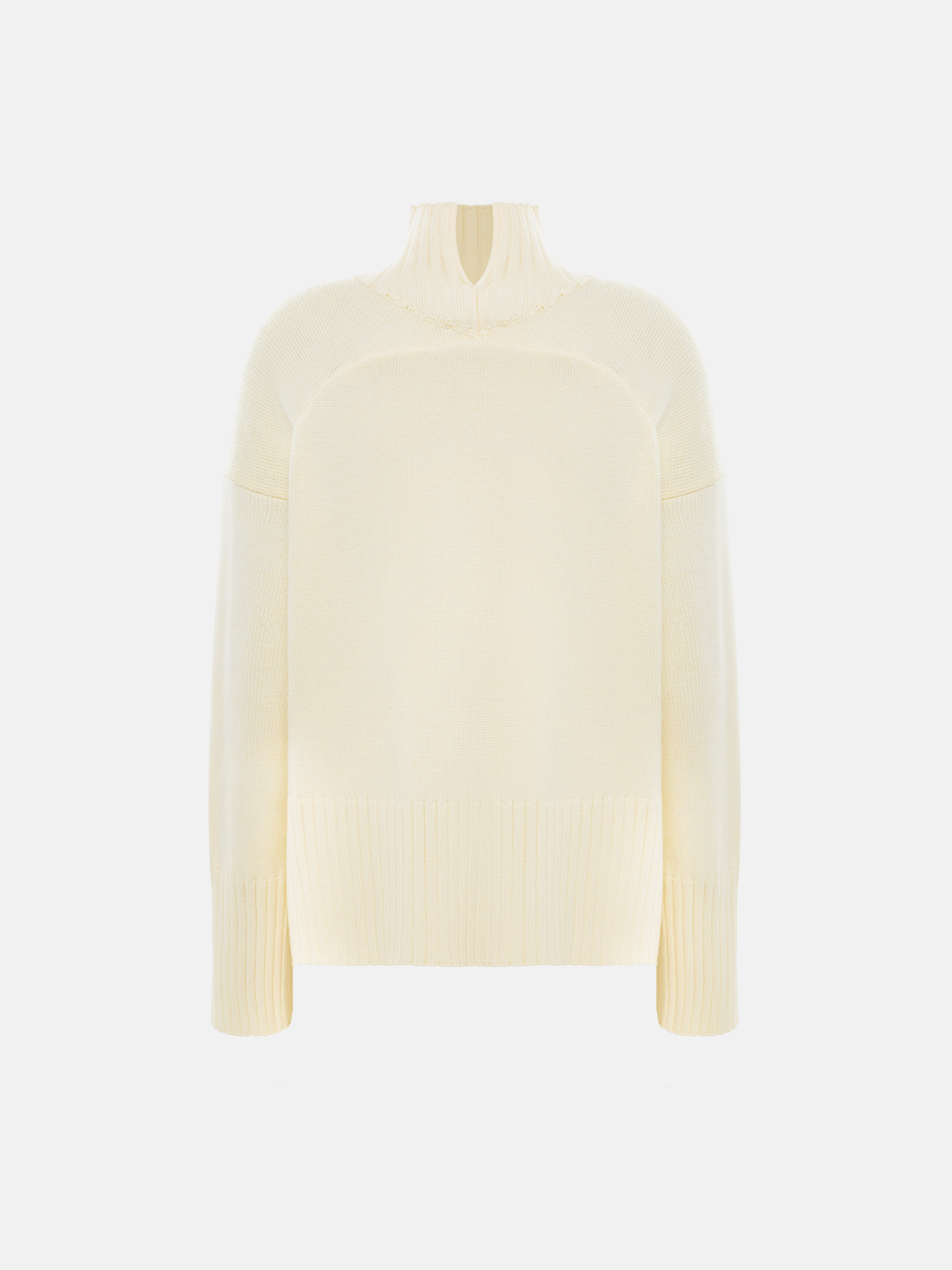 Свободный свитер гладкой вязки с деталями в рубчик