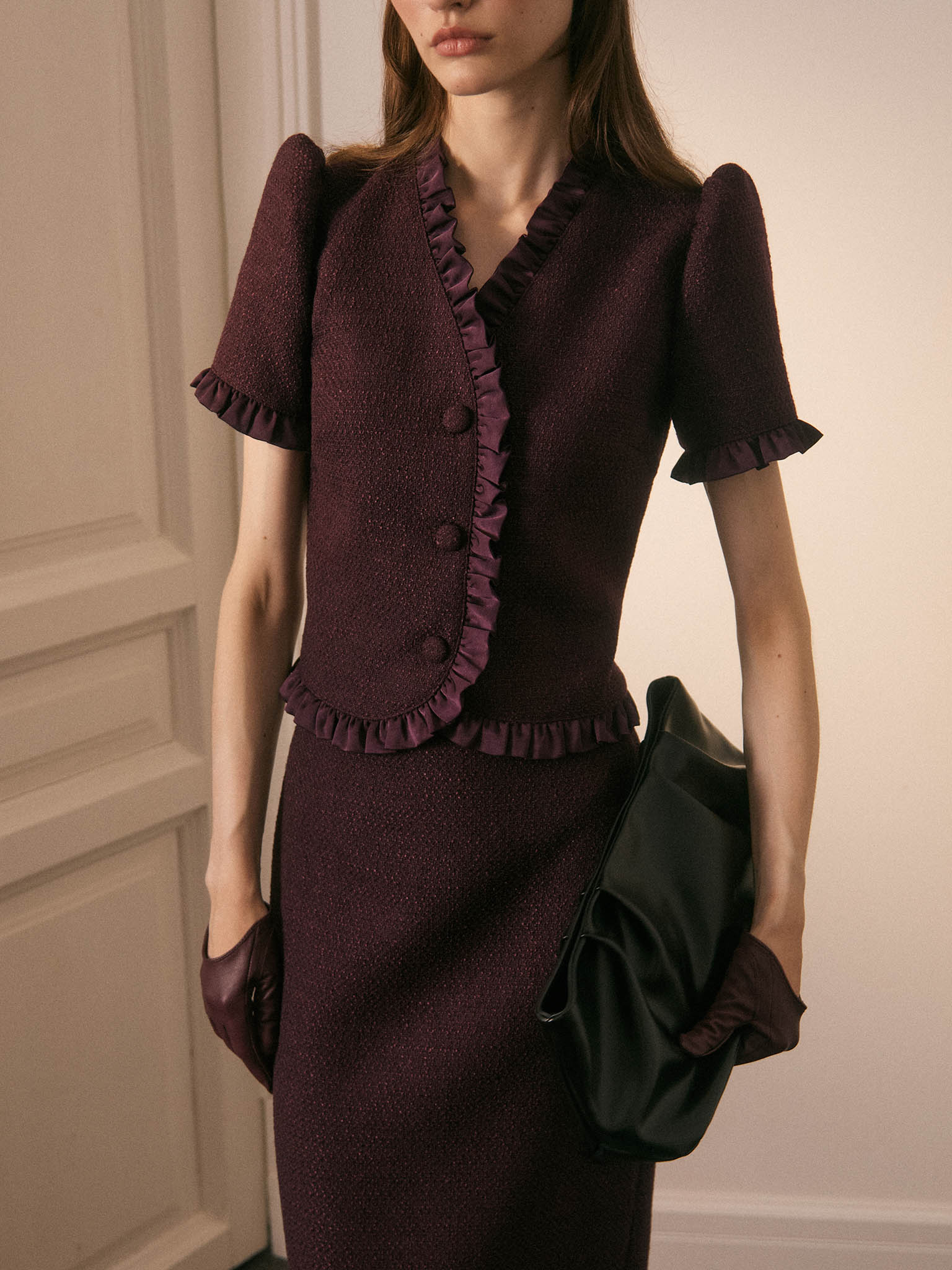 Gerade geschnittene Bluse aus Tweed mit Rüschen