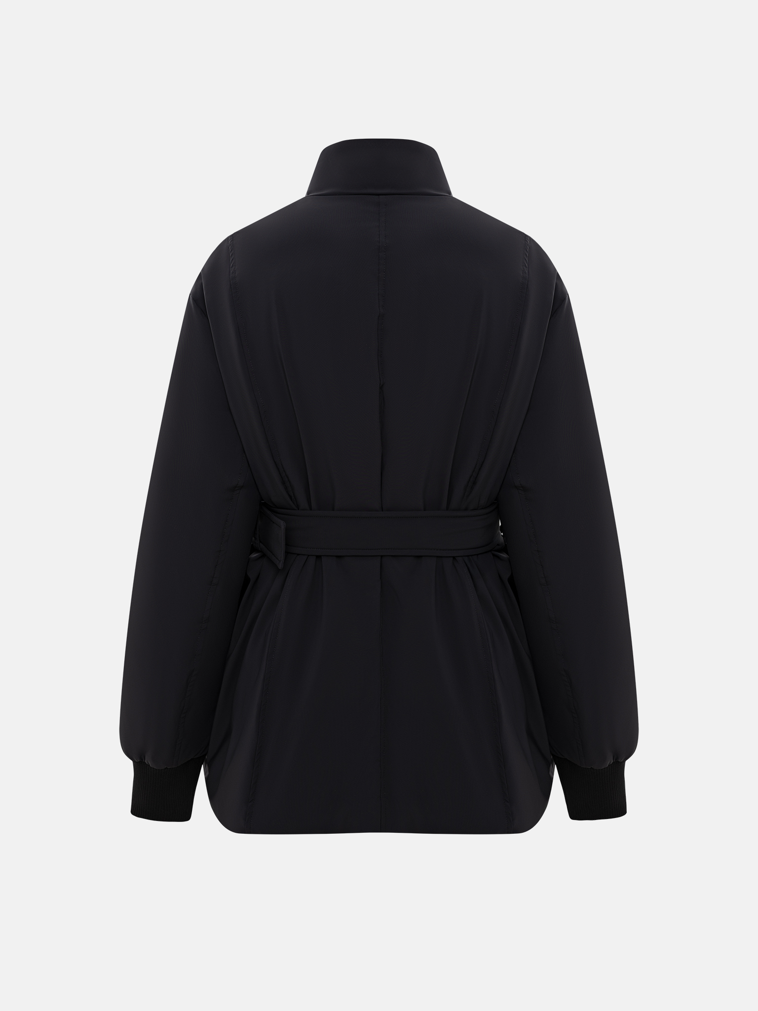 Kurze Daunenjacke mit passendem Gürtel