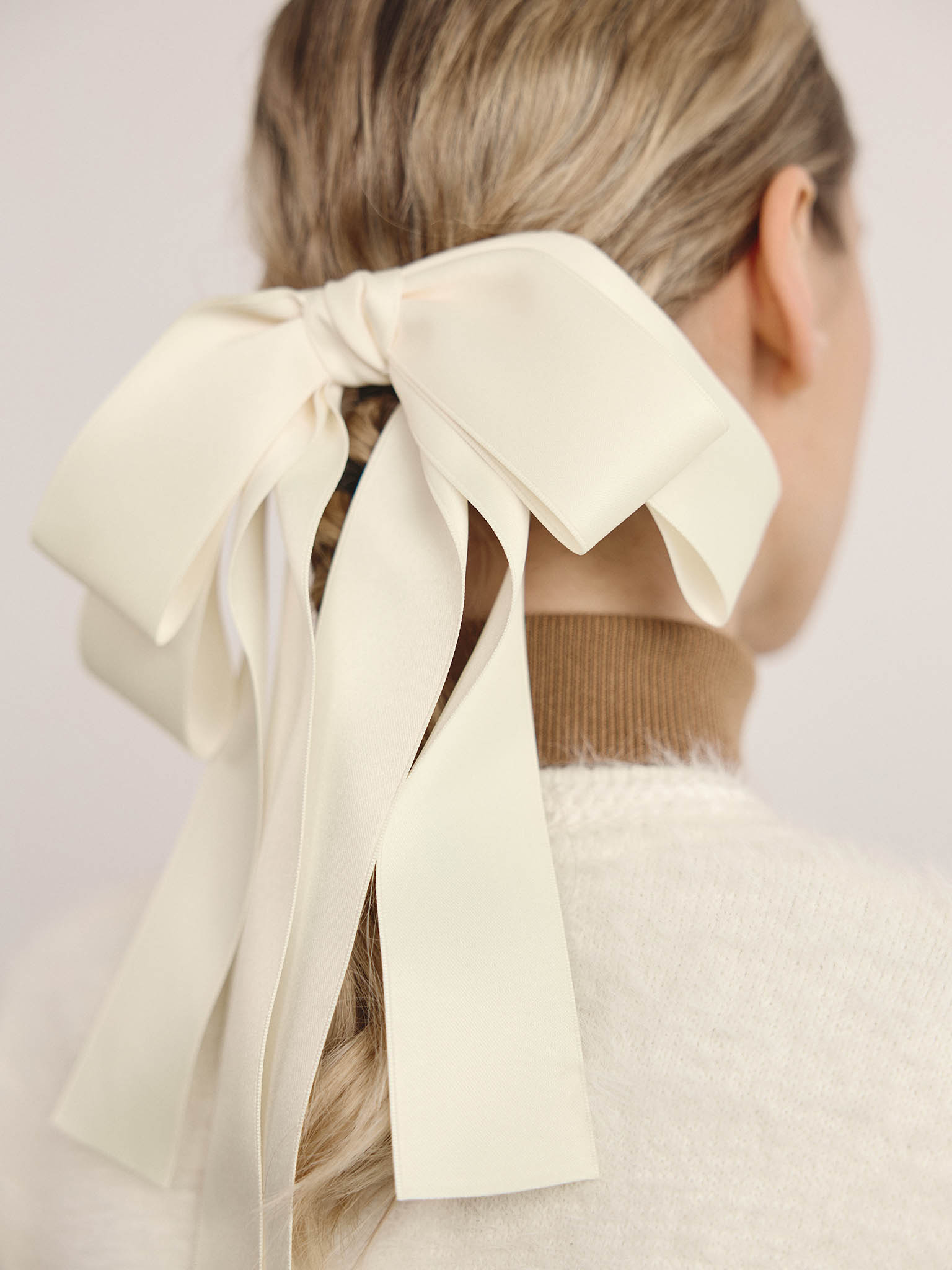 Bow hair clip