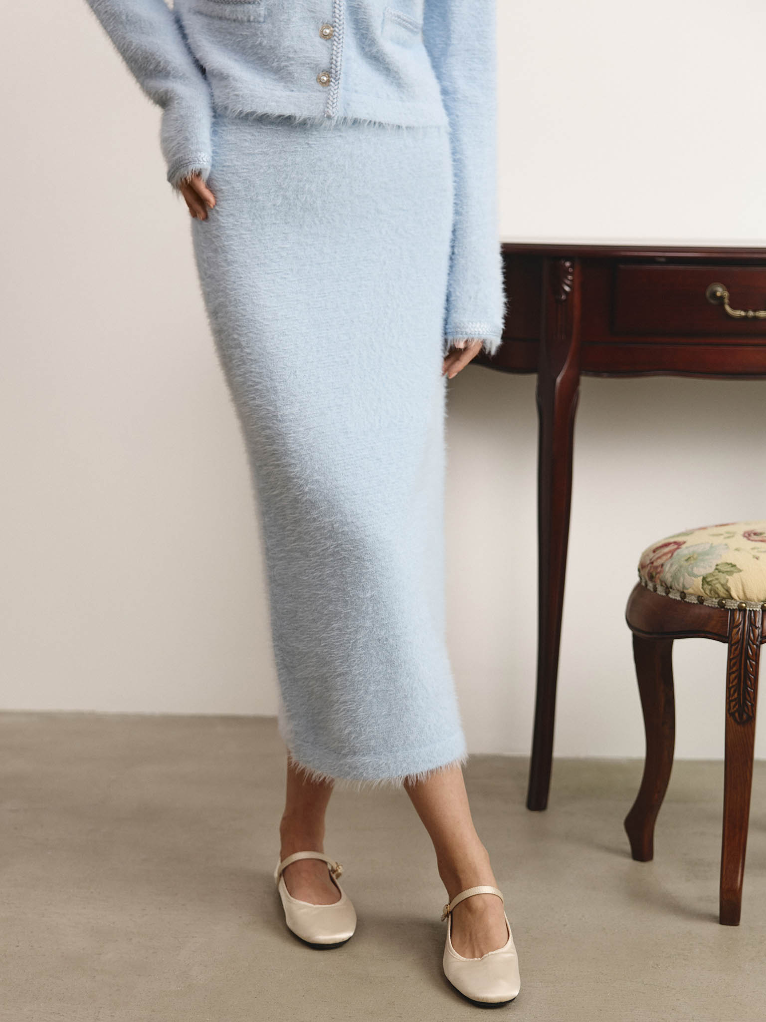 Jersey midi skirt with fluffy pile
