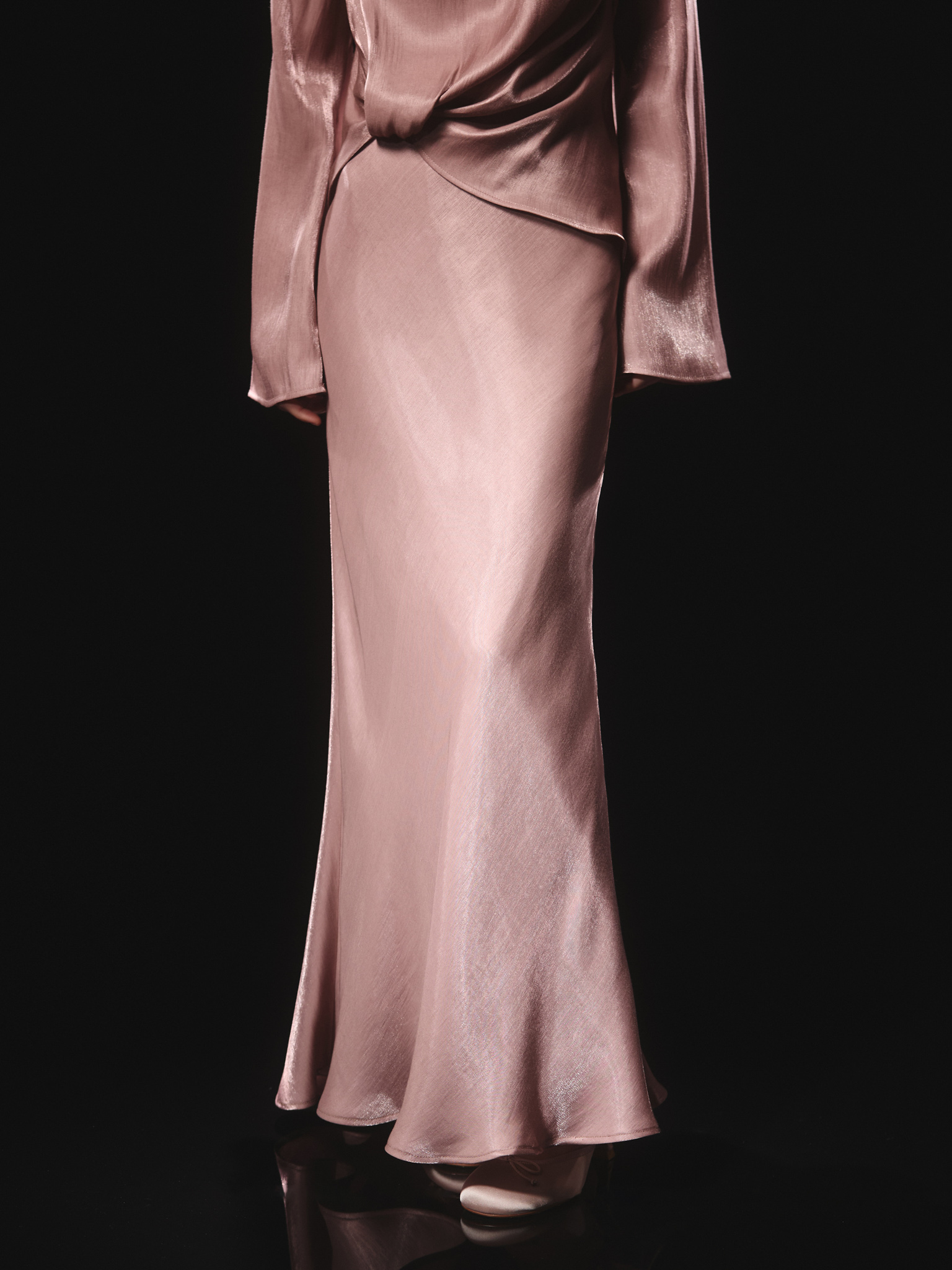 Flared maxi skirt in shiny fabric