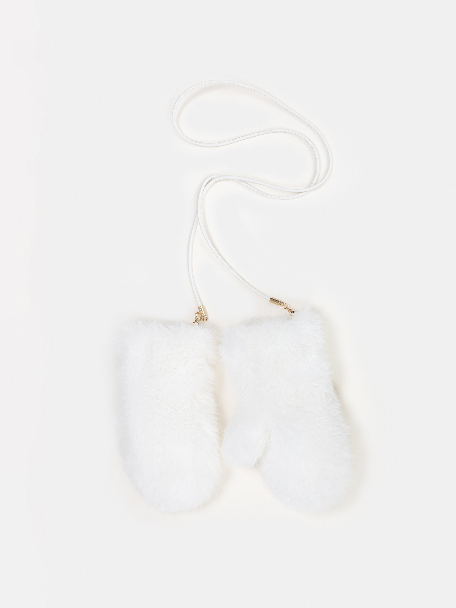 Варежки из экомеха с длинным ворсом