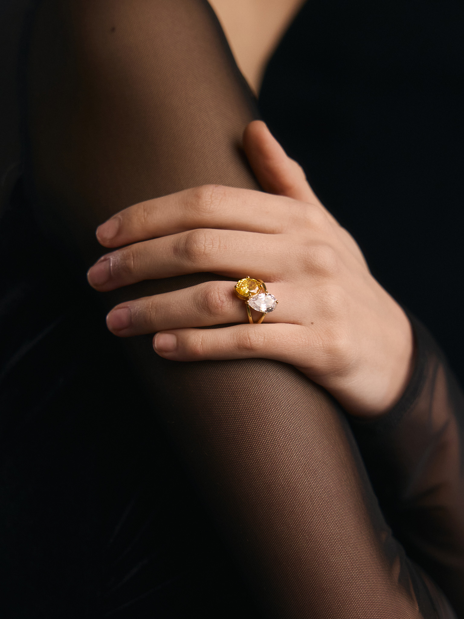 Slim ring with large stones