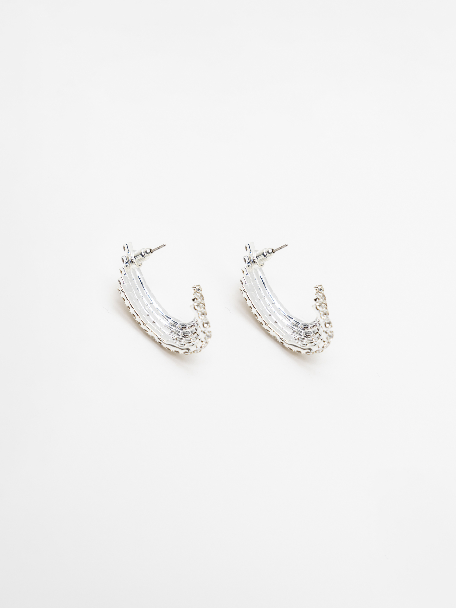 Stud earrings made of large crystals