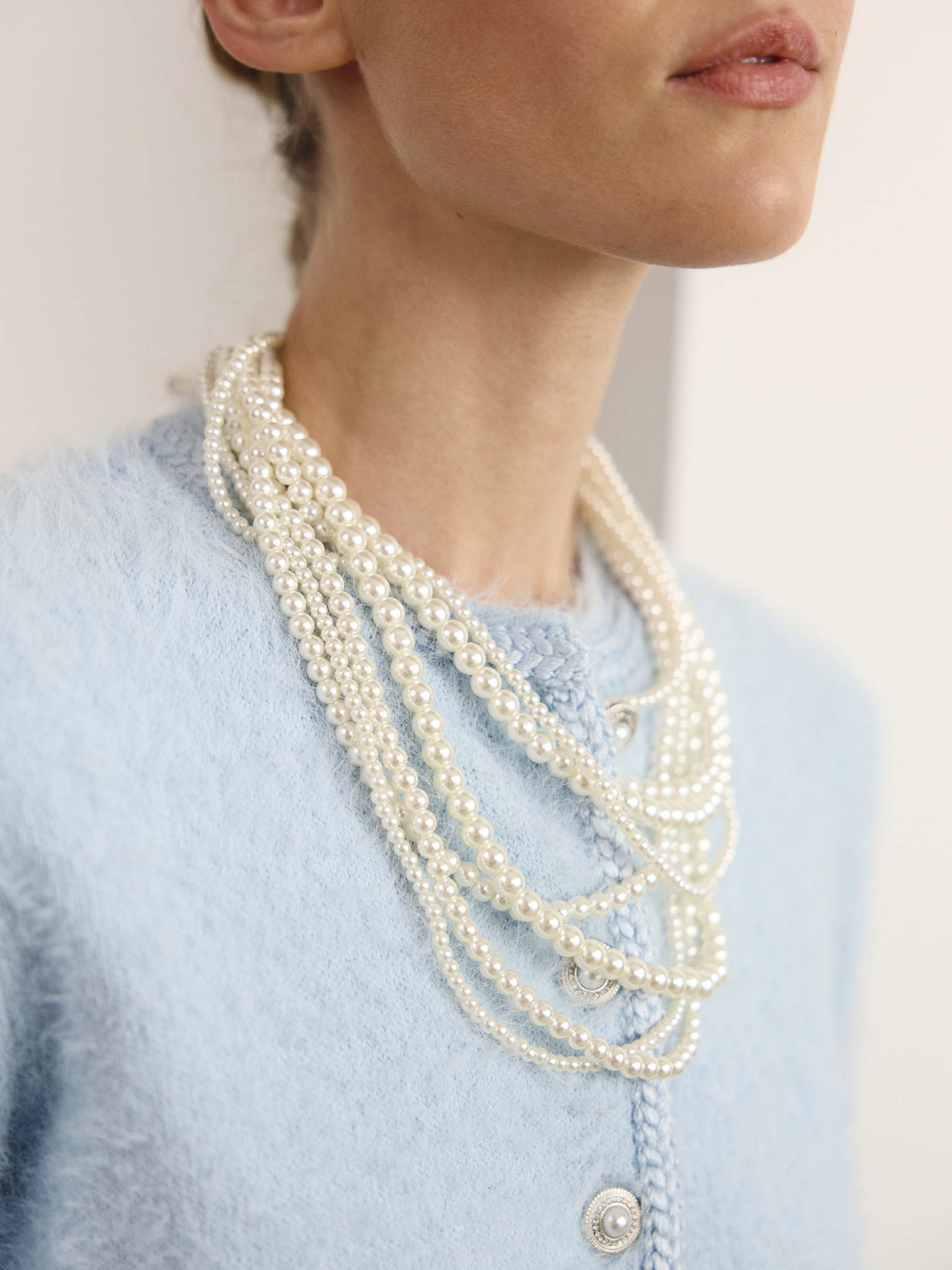Multi-level pearl necklace