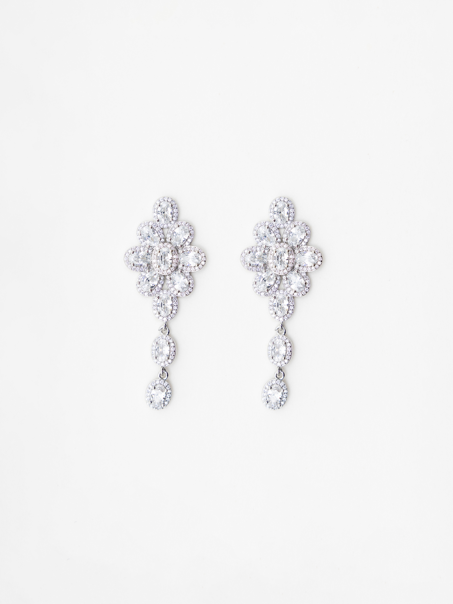 Массивные серьги из крупных кристаллов