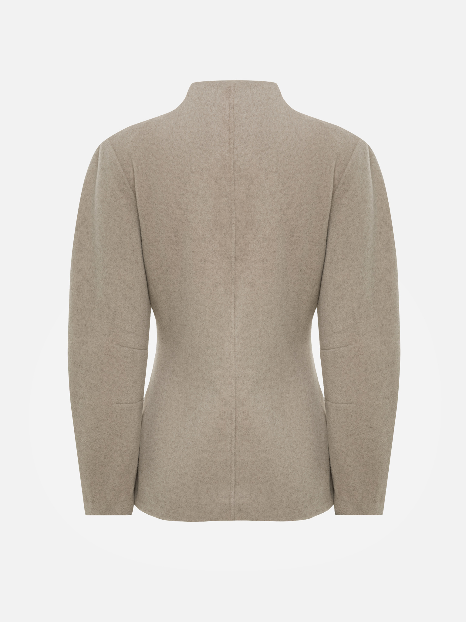 Теплое пальто-жакет с объемными рукавами