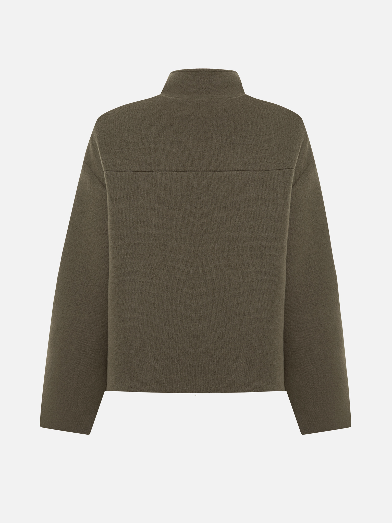 Short single-breasted coat with contrasting buttons