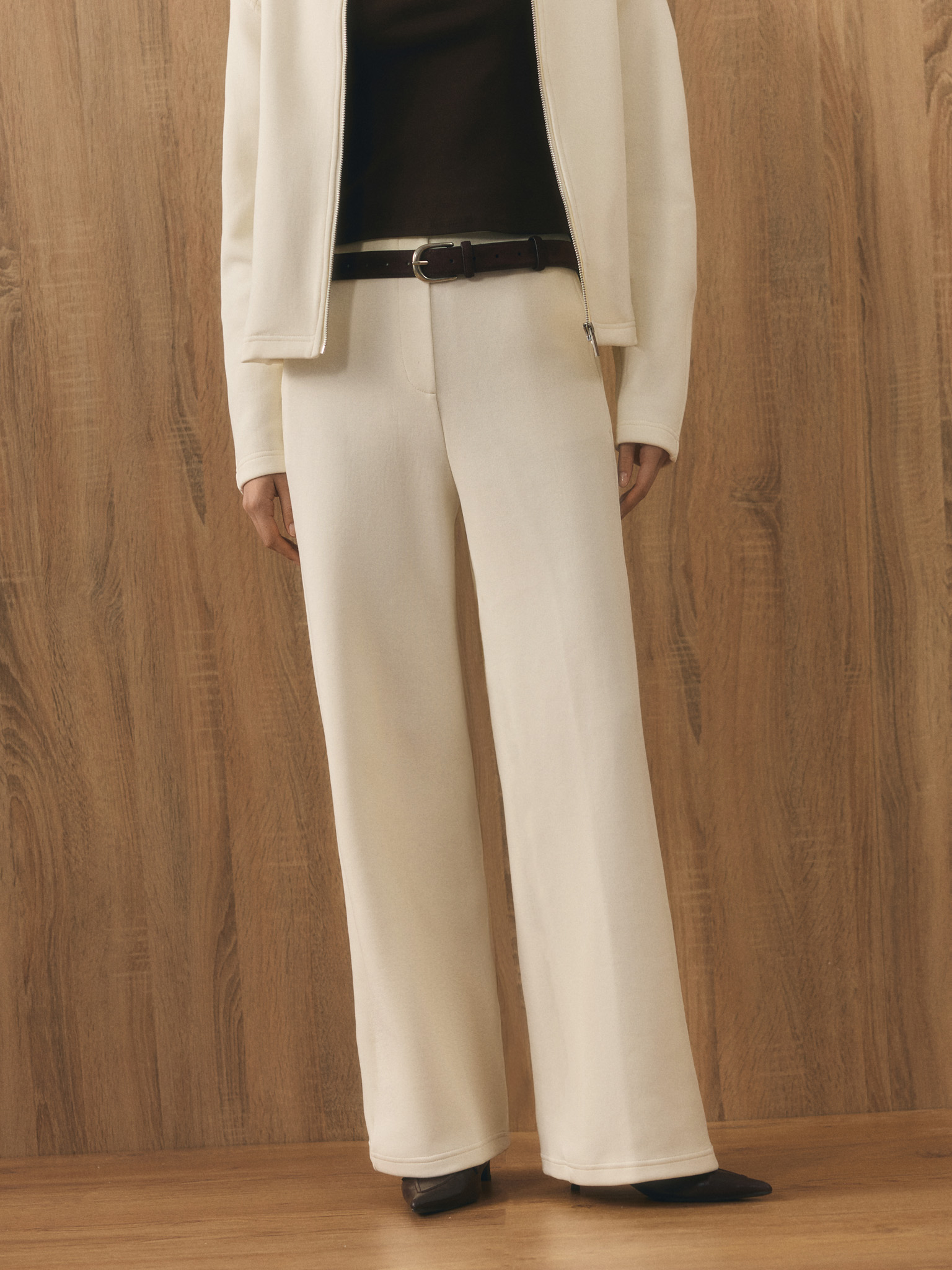 Трикотажные брюки свободного кроя