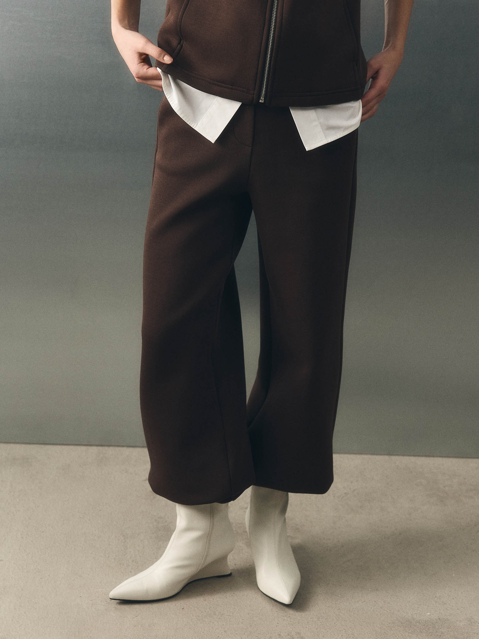 Трикотажные брюки свободного кроя