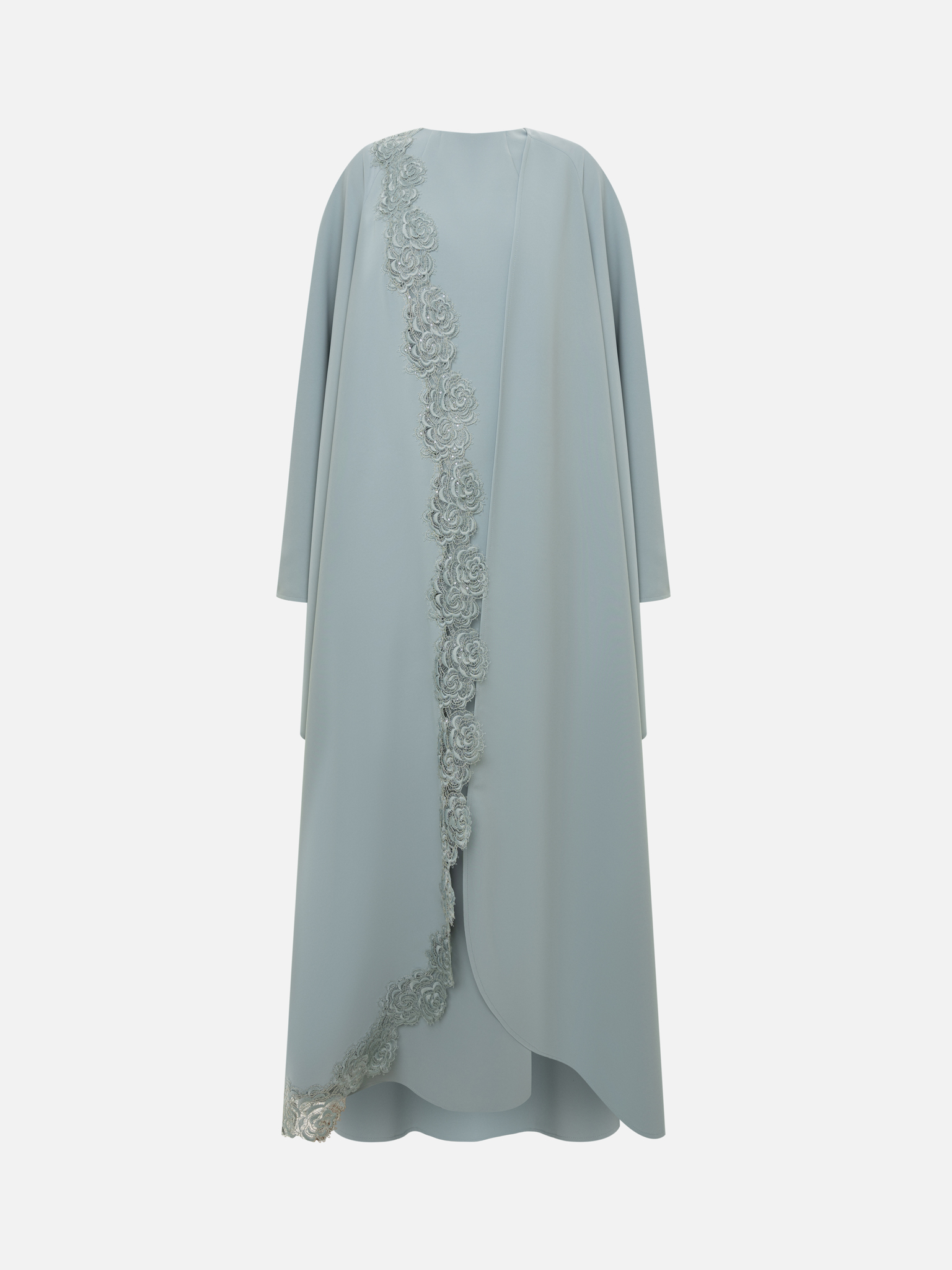 Maxi dress with voluminous cape and lace decoration