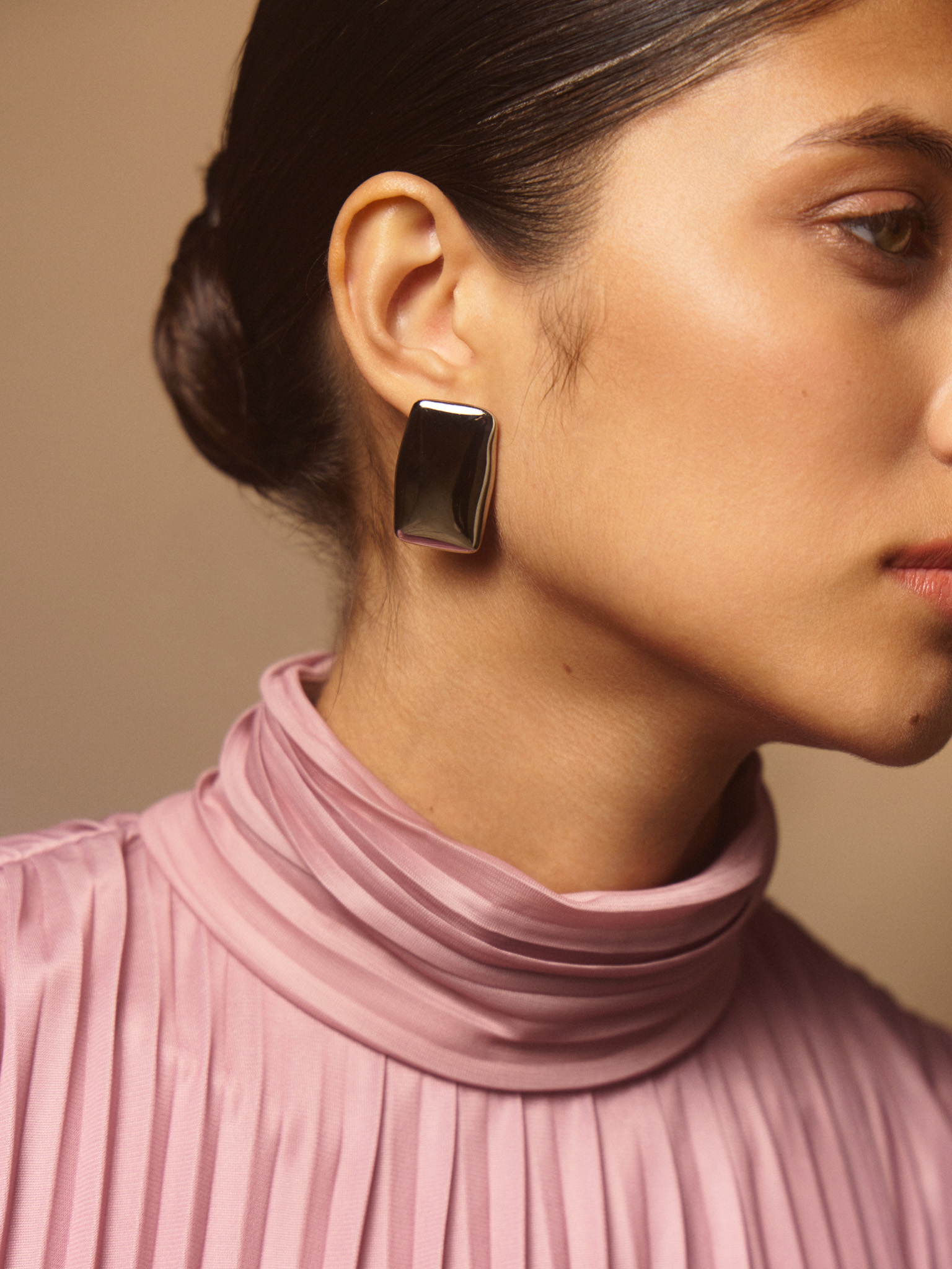 Серьги-пусеты прямоугольной формы