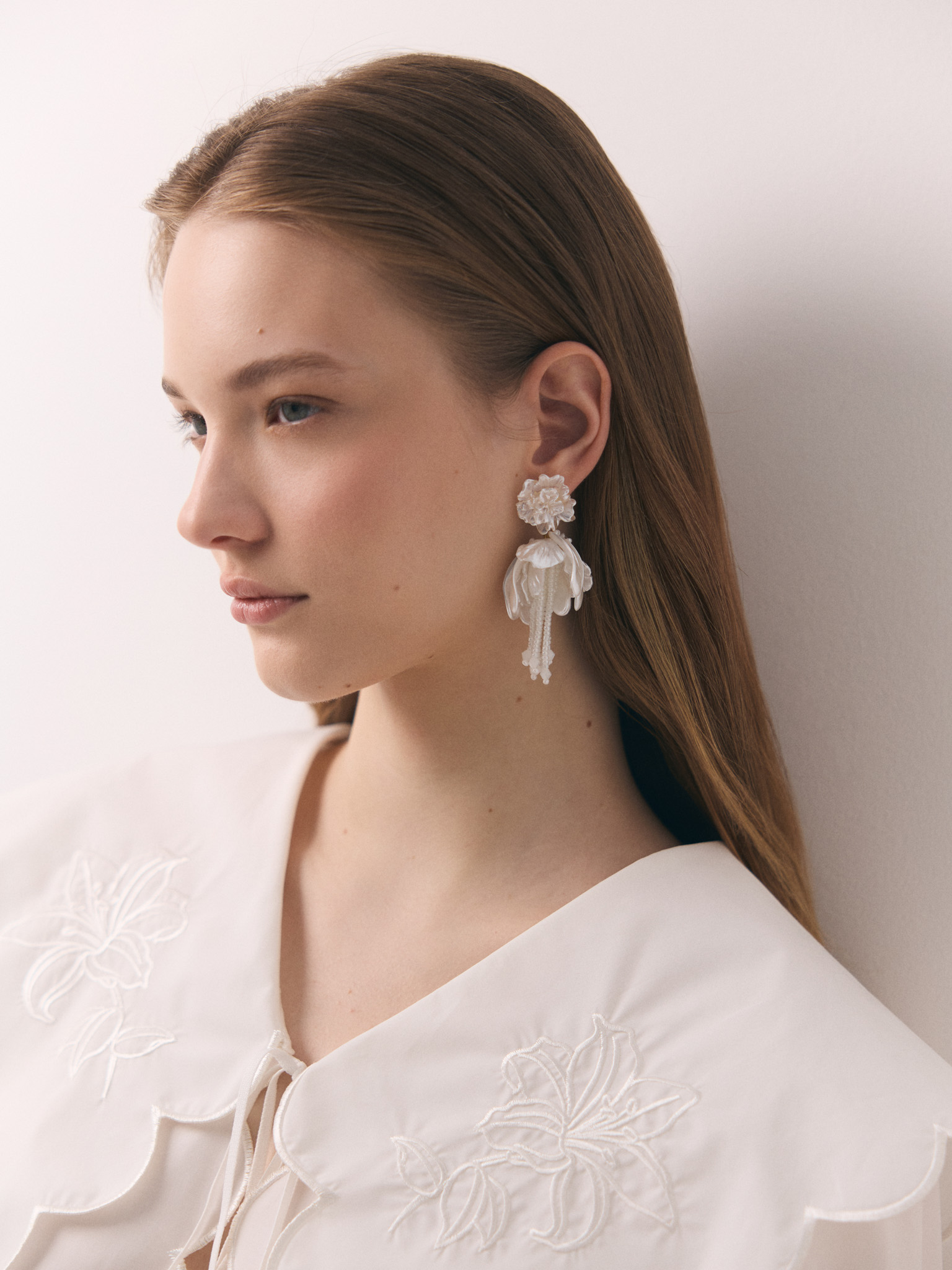 Pearl flower earrings