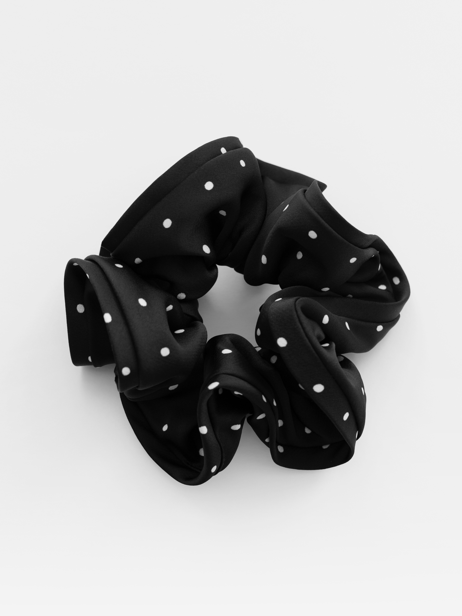 Polka dot satin hair tie