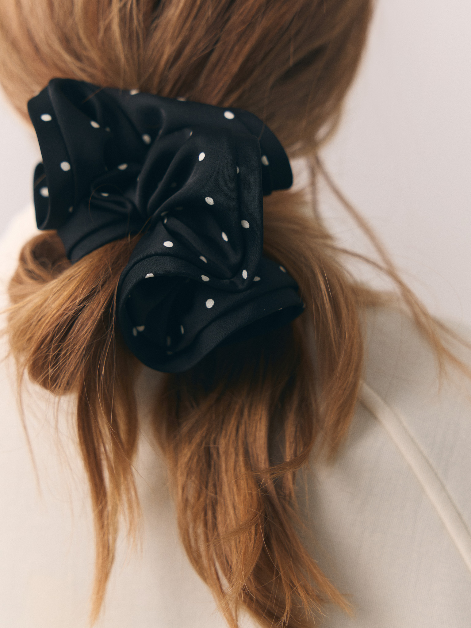 Резинка для волос Lichi