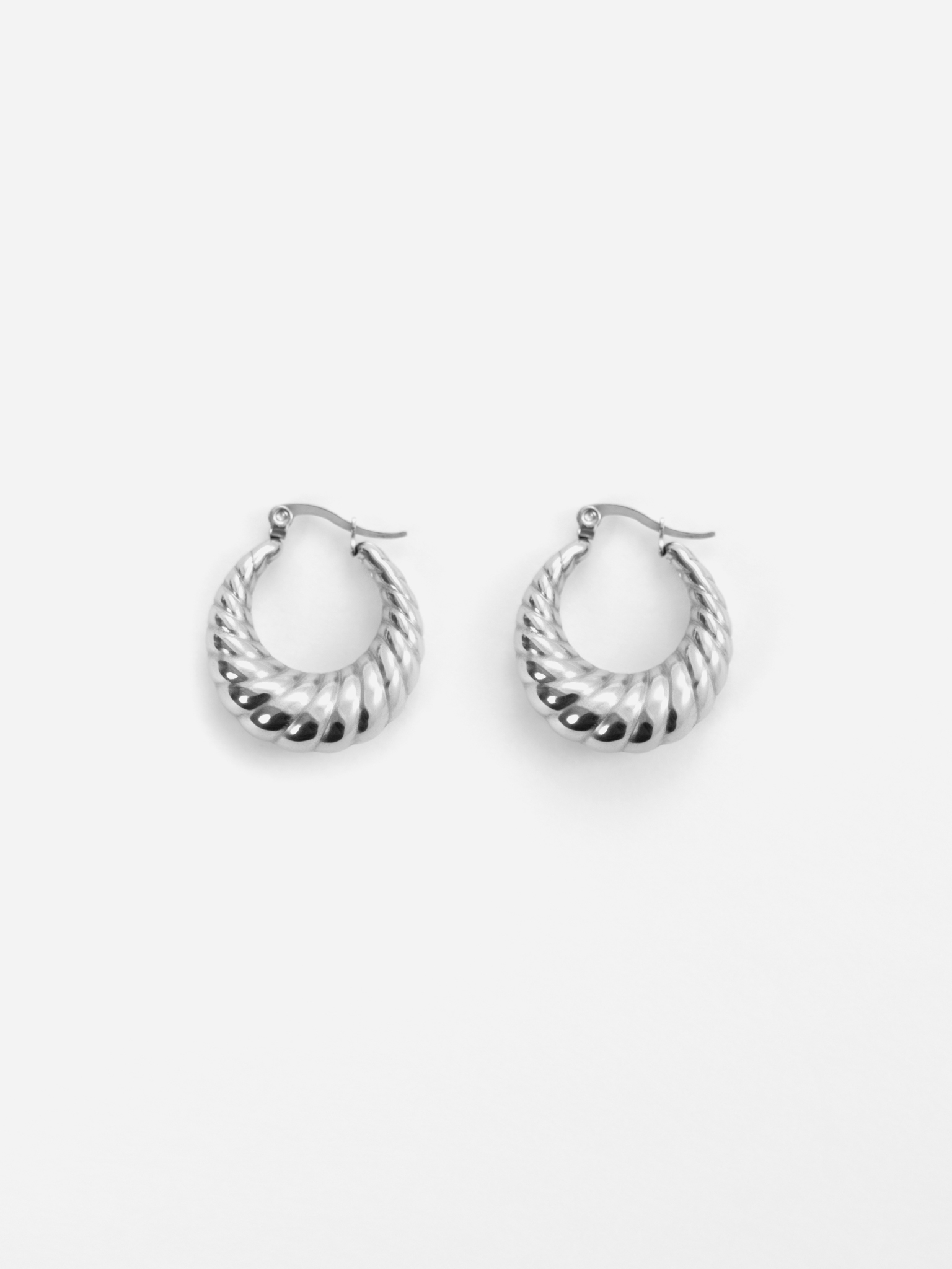 Twisted hoop earrings