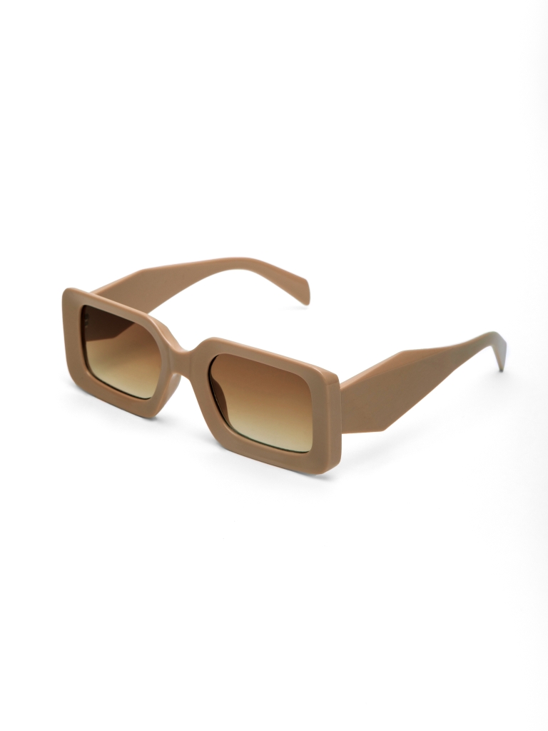Sunglasses in a geometric plastic frame
