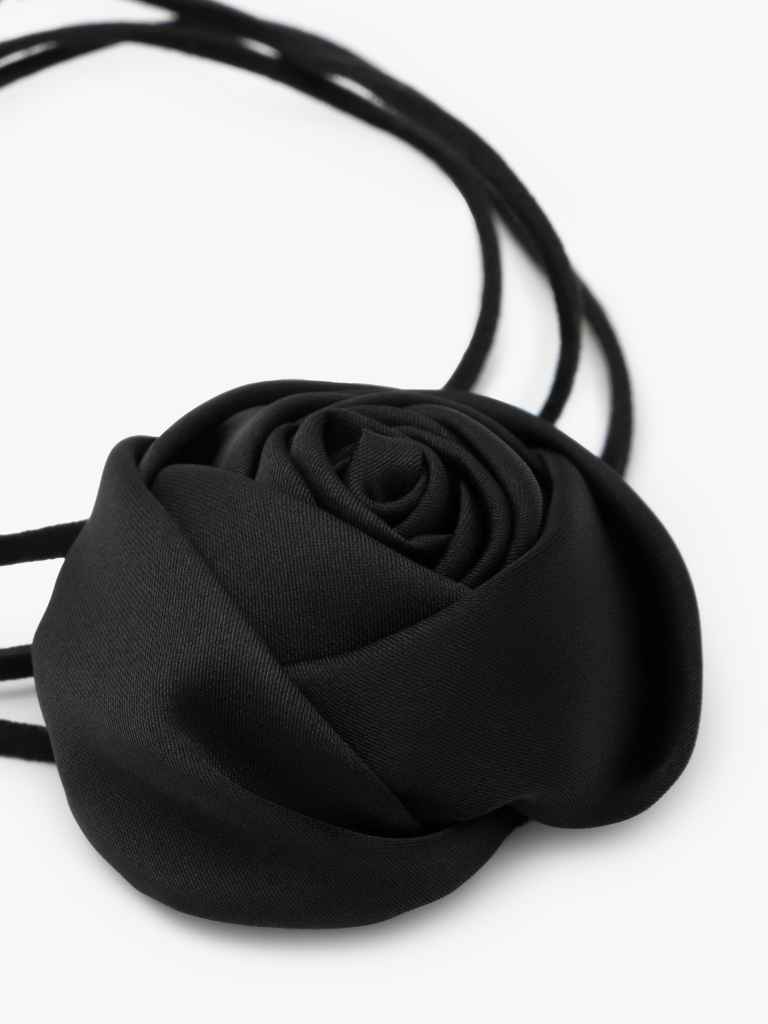 Lace necklace with satin flower