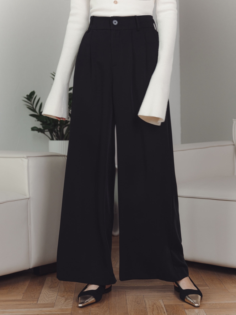 Palazzo trousers with waist pleats