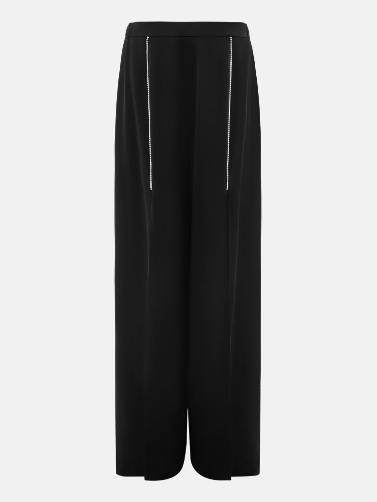 Trousers with slits and rhinestones