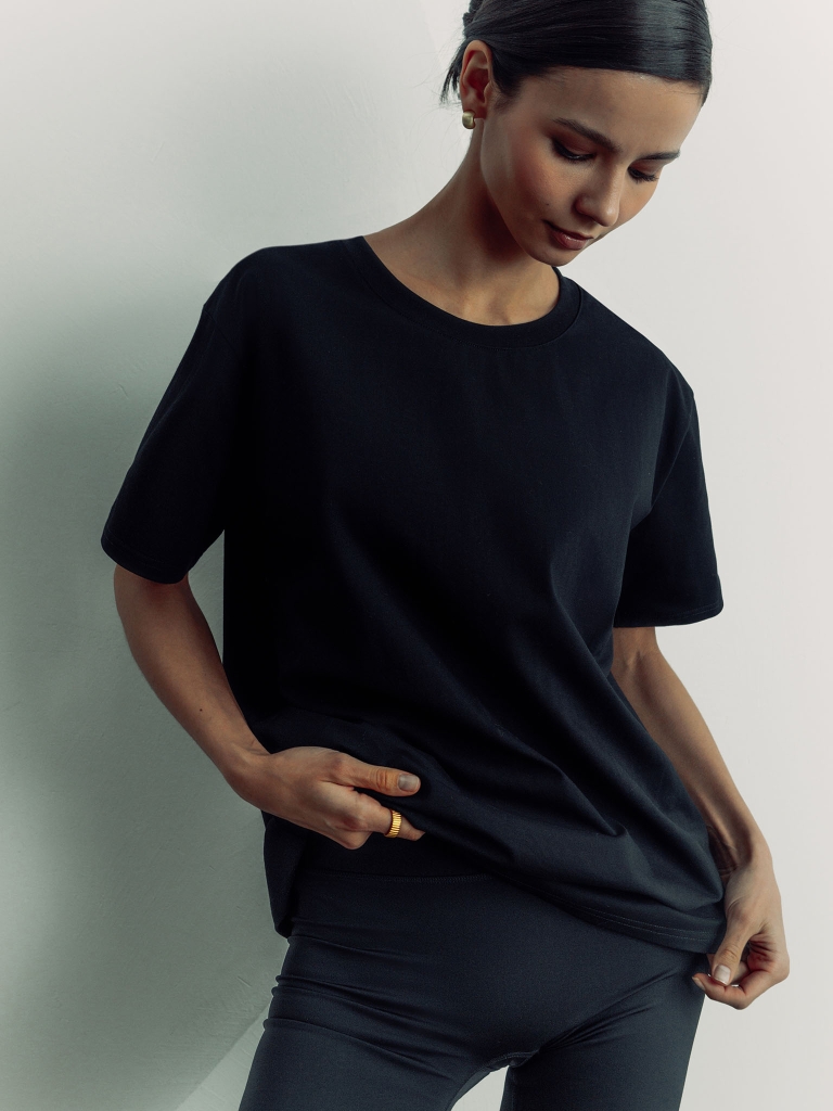 Monochromes lockeres T-Shirt