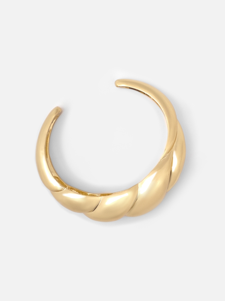 Golden twisted bracelet